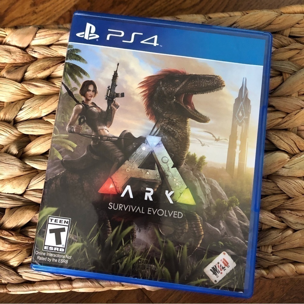 PS4 Ark Survival Evolved video game